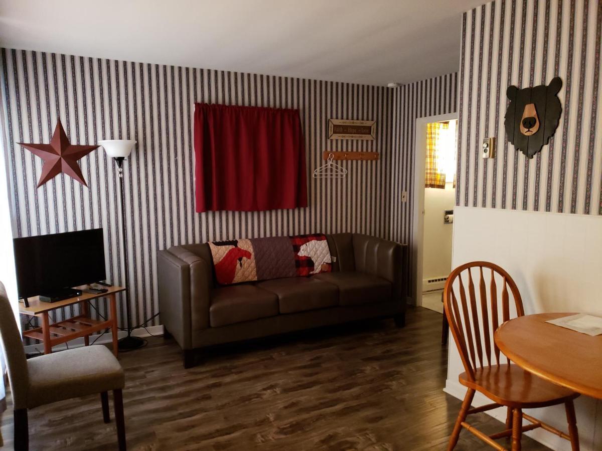 Mountain View Motel & Cottages 플레전트 베이 외부 사진
