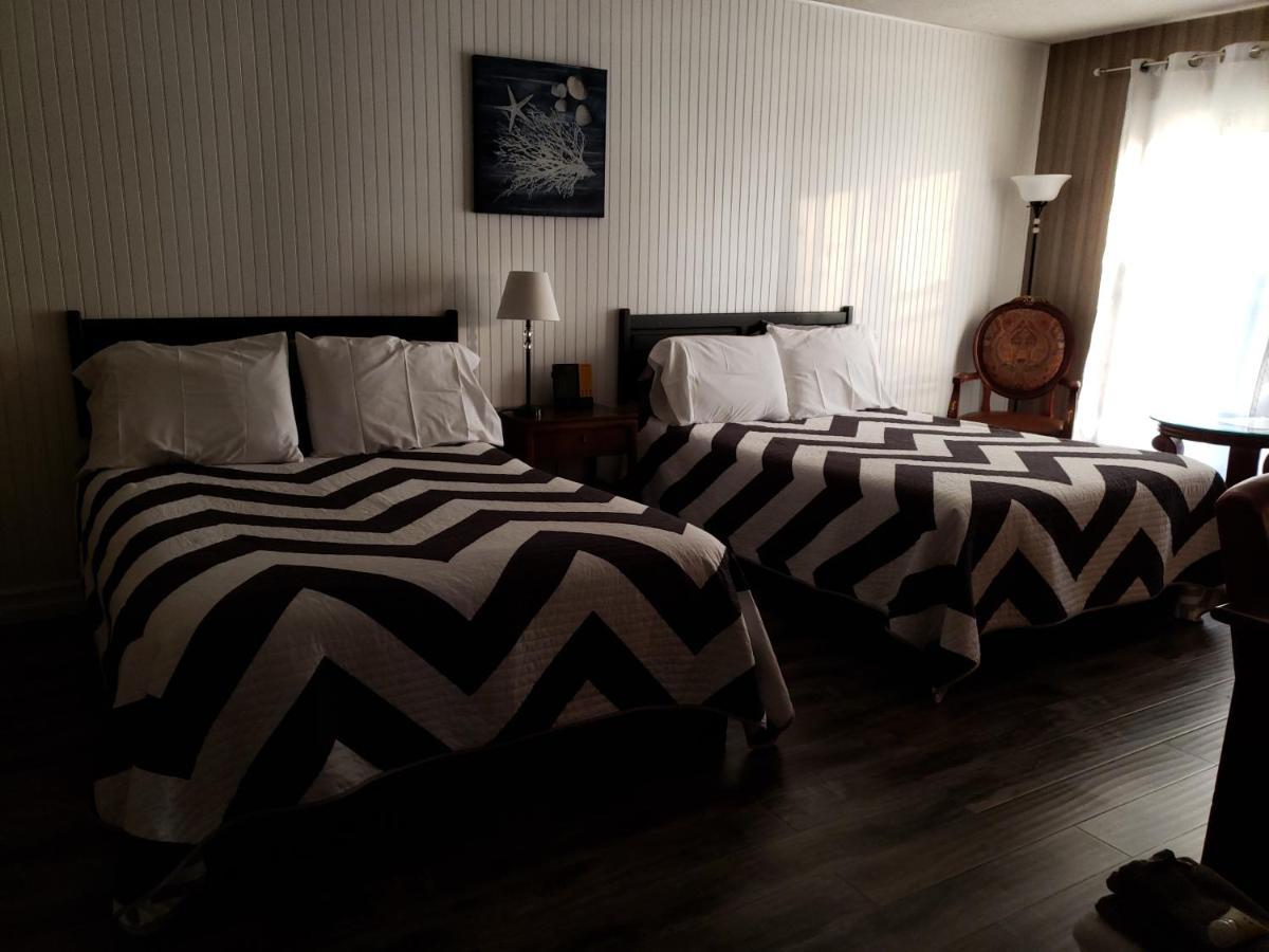 Mountain View Motel & Cottages 플레전트 베이 외부 사진